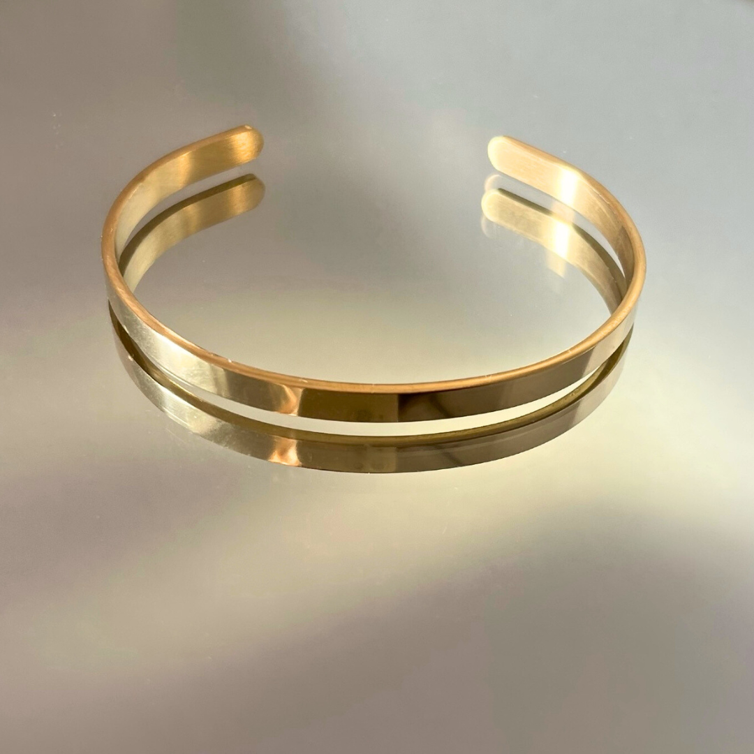 Minimal Cuff Bracelet