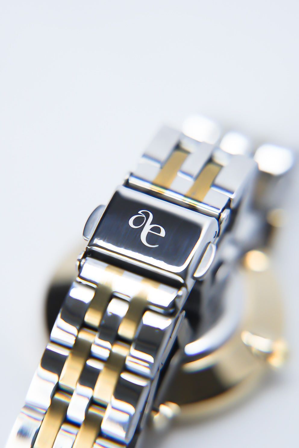 Flávia 89 – Two-Tone Watch