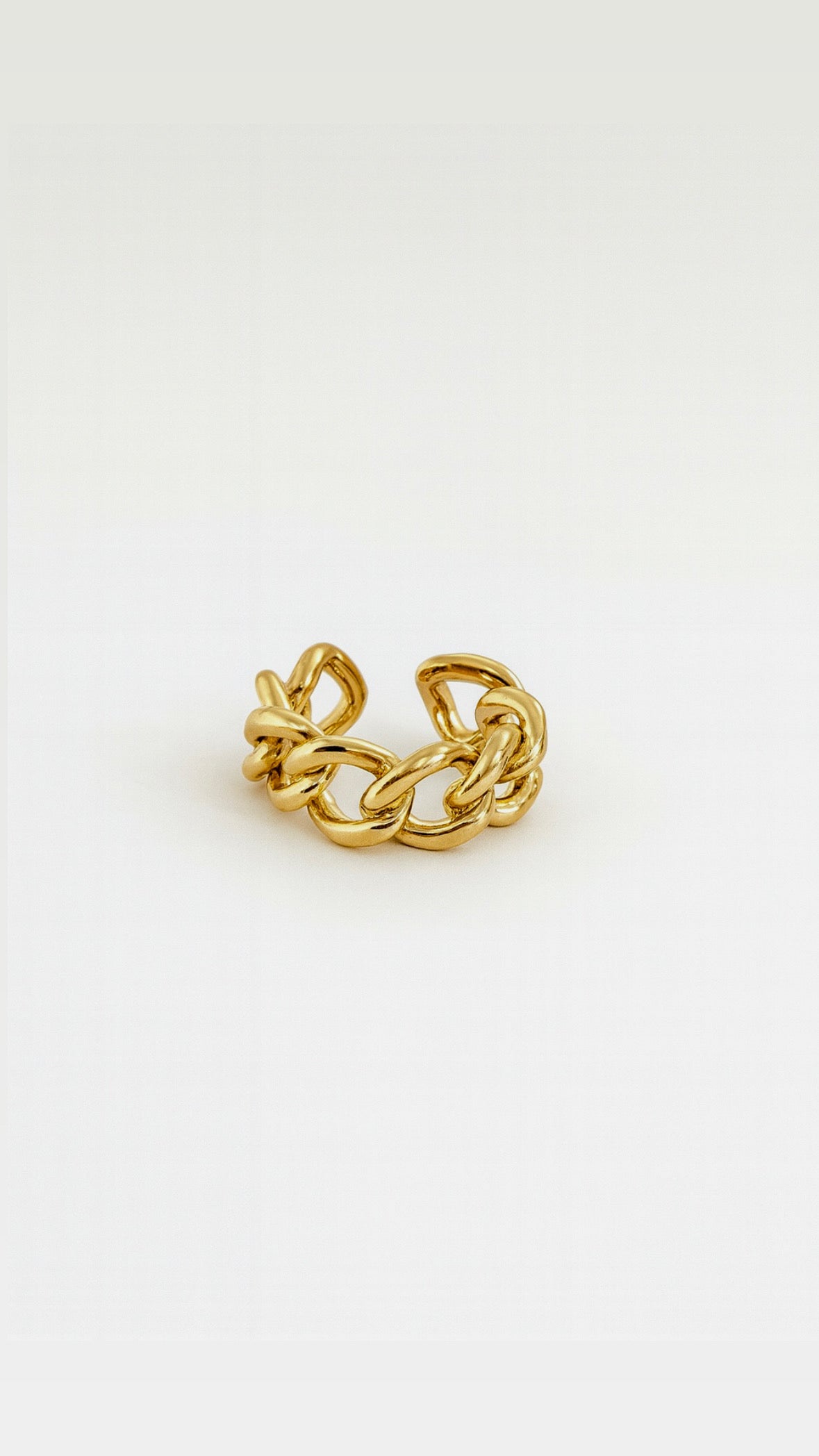 Sculpted Bold Chain Ring